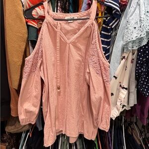 Simply Noelle Blush Cold Shoulder Lace Blouse